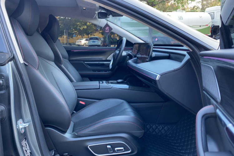 小鹏P7 2020款 670N中控内饰7003