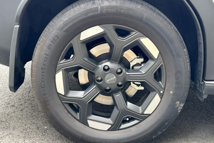 捷途自由者 2025款 2.0TD 自动XWD征服车身外观6009