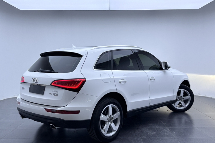 奥迪Q5 2013款 40 TFSI 舒适型车身外观6001