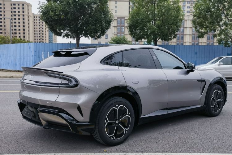 小米汽车 小米YU7 2025款 超长续航后驱版车身外观6001