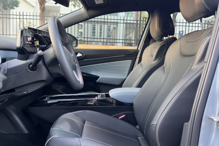 大众 ID.4 X 2022款 纯净长续航版中控内饰7005