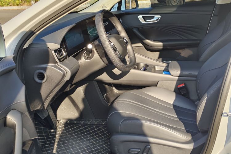 荣威D7 2023款 DMH 125km 超越版局部细节19