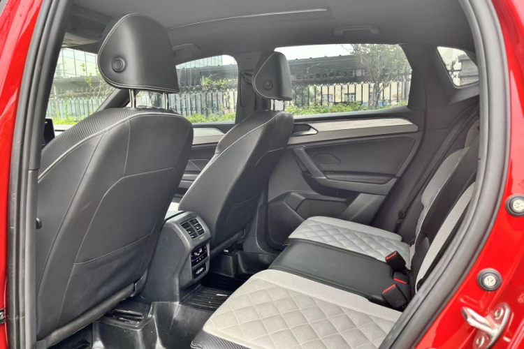 大众 探岳X 2023款 330TSI 两驱旗舰智慧版中控内饰7005