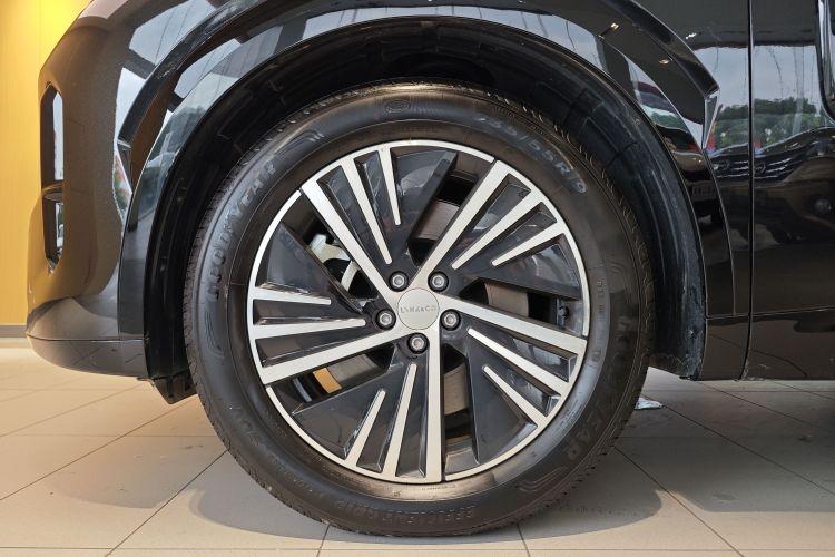 领克08 EM-P 2025款 245km 超长续航Halo车身外观6007