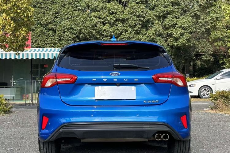 福特 福克斯 2020款 两厢 EcoBoost 180 自动锋潮型车身外观6004