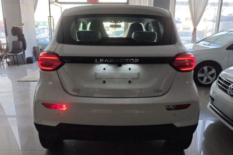 零跑汽车 零跑T03 2025款 310舒享版车身外观6004