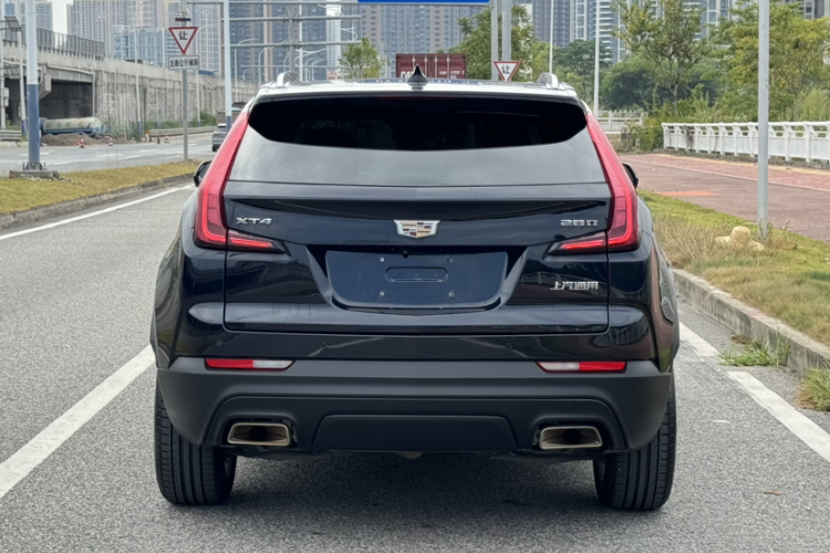 凯迪拉克XT4 2021款 28T 两驱技术型车身外观6004