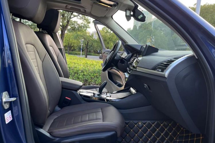 宝马X3 2018款 xDrive25i M运动套装 国V中控内饰7003