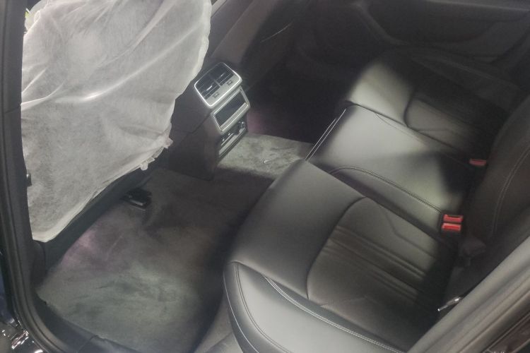 奥迪A6L 2026款 40 TFSI 豪华动感型中控内饰7006