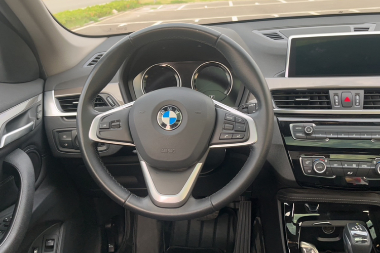 宝马X1新能源 2019款 xDrive25Le 豪华型中控内饰7001