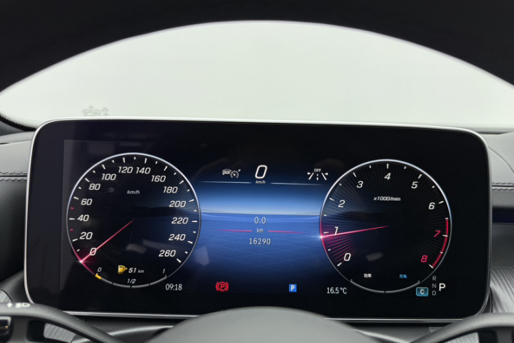 奔驰C级 2023款 改款 C 200 L 运动版中控内饰15