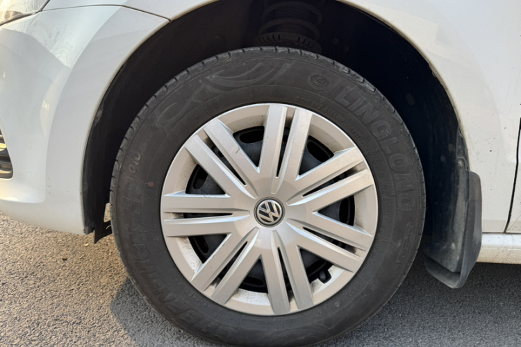 大众 Polo 2014款 1.4L 手动风尚版车身外观6001