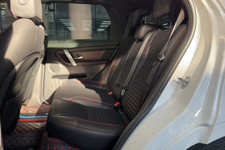 路虎 发现运动版 2020款 249PS R-Dynamic 性能版中控内饰7001