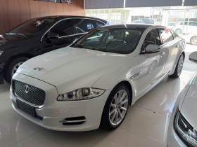 捷豹XJ 2015款 XJL 3.0 SC 四驱全景商务版