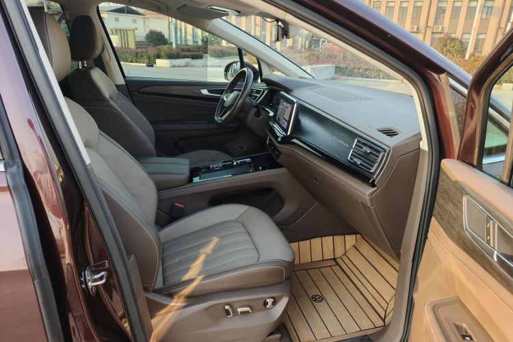 大众 威然 2022款 380TSI 尊驰版局部细节41