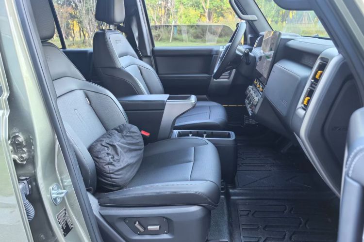 奇瑞iCAR V23 2025款 401两驱智驾版中控内饰7002