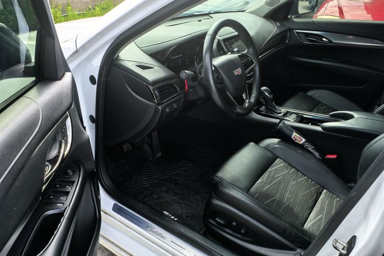 凯迪拉克ATS-L 2017款 28T 技术型中控内饰7005