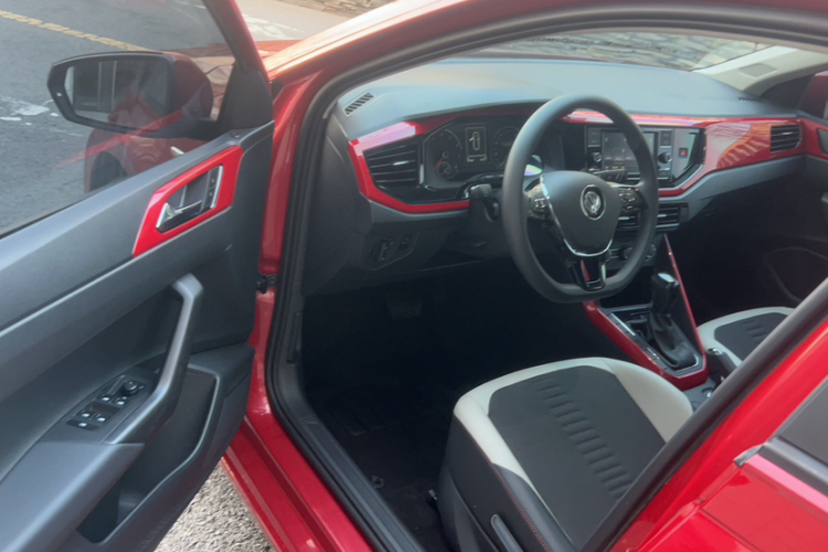 大众 Polo 2019款 Plus 1.5L 自动炫彩科技版中控内饰7005