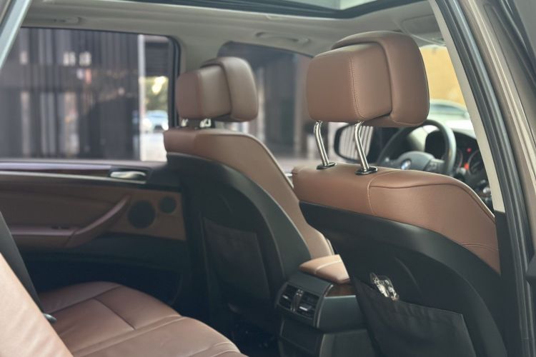 宝马X5(进口) 2013款 xDrive35i 领先型中控内饰7005