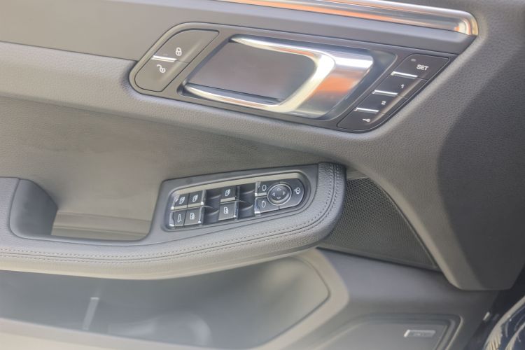 保时捷 2014款 Macan 2.0T中控内饰7008