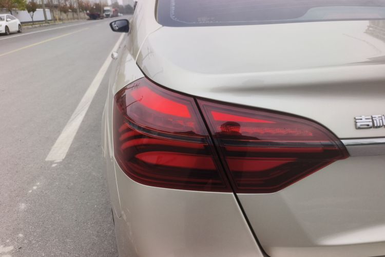 吉利汽车 帝豪 2018款 1.5L CVT向上互联版车身外观6008