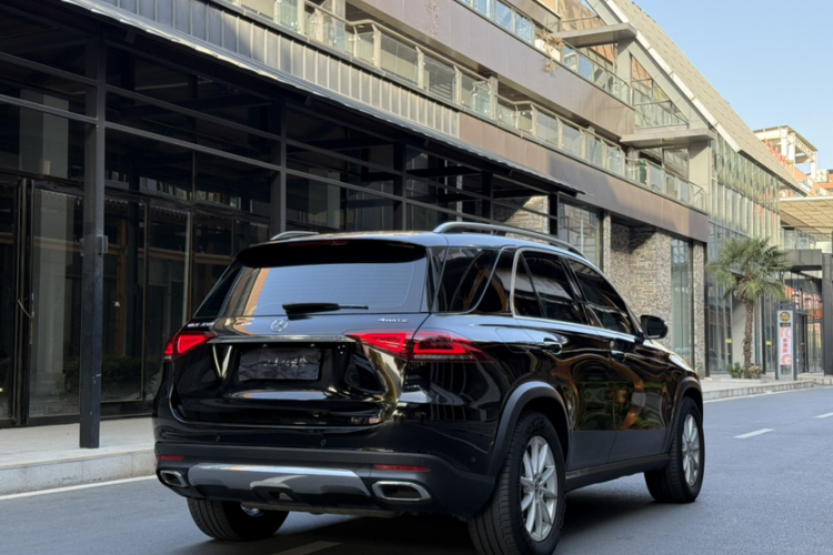 奔驰GLE 2021款 GLE 350 4MATIC 动感型车身外观6001