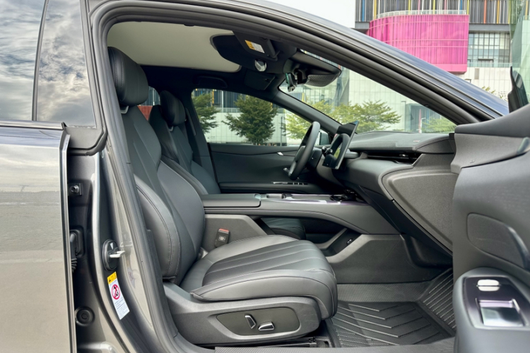 深蓝汽车 深蓝L07 2026款 660Max华为乾崑智驾 ADS SE版局部细节41