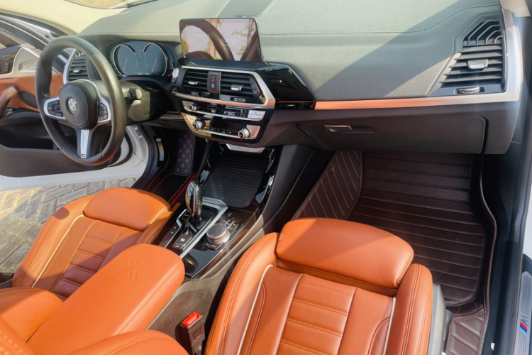 宝马X3 2018款 xDrive28i M运动套装 国VI中控内饰7008