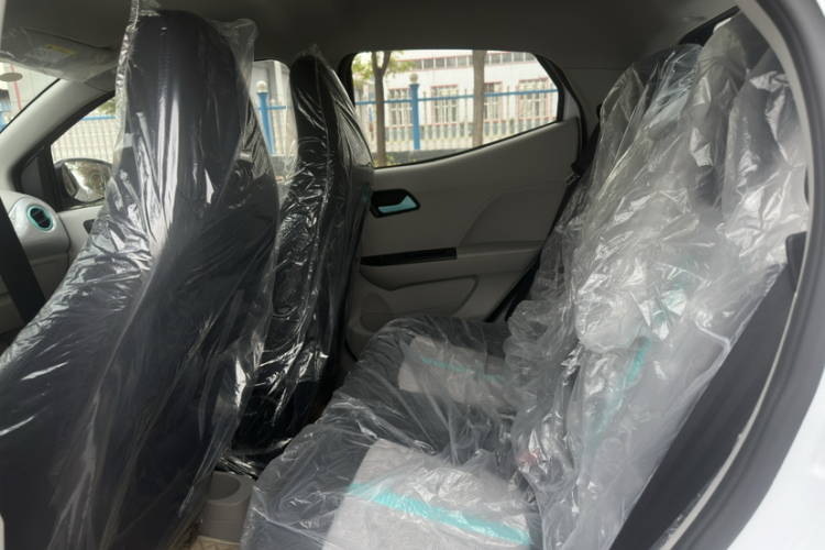 江铃集团新能源 易至EV2 2026款 PLUS+ 舒适型中控内饰7001