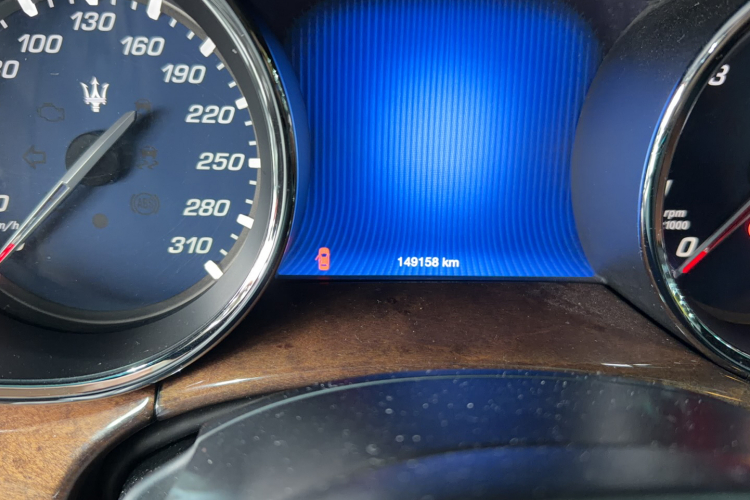 玛莎拉蒂 总裁 2013款 3.0T 标准型中控内饰15