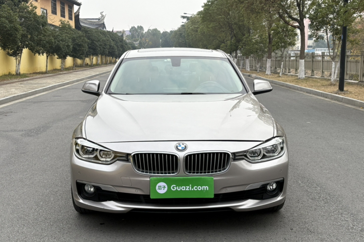 宝马3系 2019款 320Li 时尚型车身外观6002