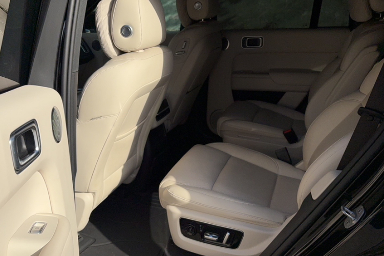 理想汽车 理想L8 2023款 Pro中控内饰7003