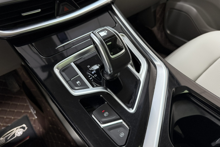 吉利汽车 嘉际 2019款 1.8TD 自动悦享型局部细节18