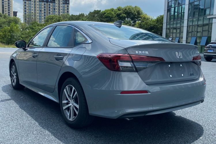 本田 思域 2025款 240TURBO CVT 智趣Plus车身外观6001