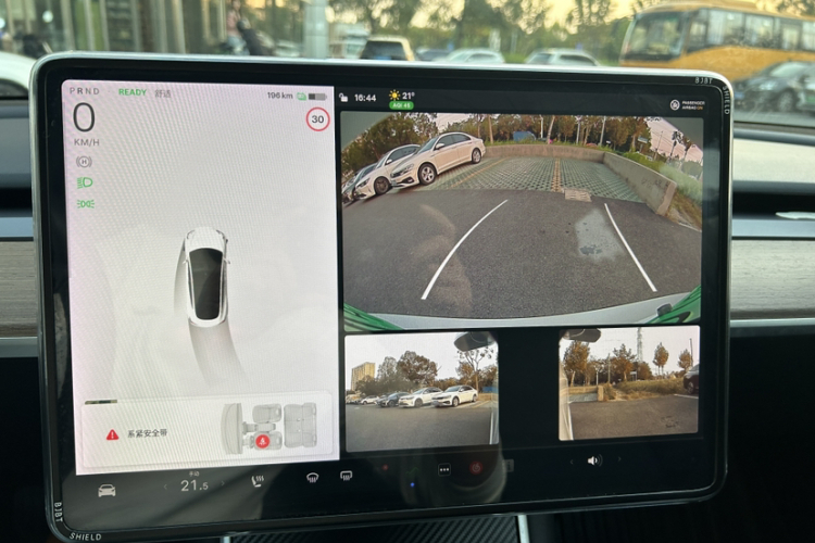 特斯拉 Model 3(进口) 2019款 长续航后驱版中控内饰7004