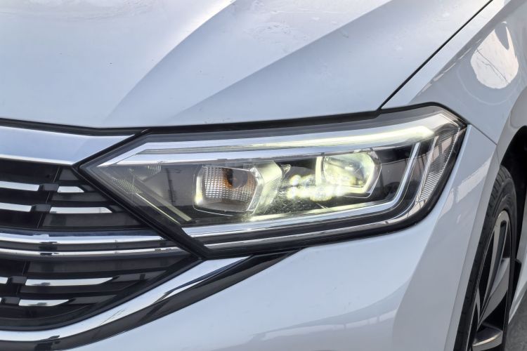 大众 速腾 2023款 300TSI DSG超越版车身外观6004