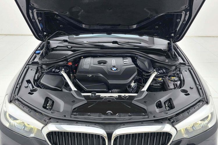 宝马5系 2018款 525Li M运动套装局部细节24