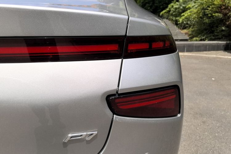 小鹏P7 2021款 480E车身外观6007