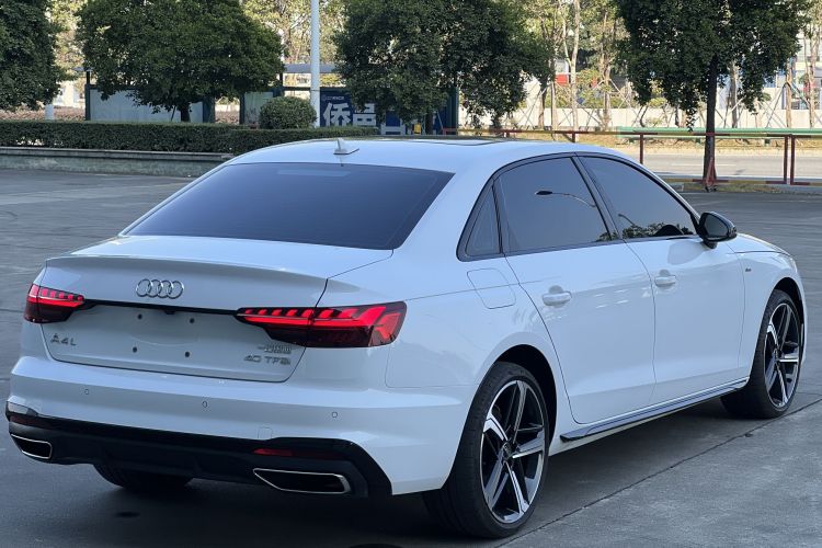 奥迪A4L 2024款 40 TFSI 豪华动感型车身外观6005