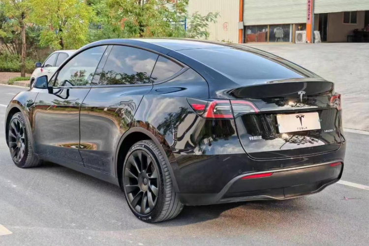 特斯拉 Model Y 2022款 改款 后轮驱动版车身外观6003