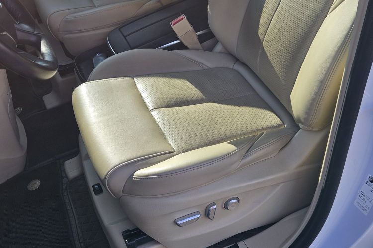 别克GL8 2023款 ES陆尊 尊享型和悦版中控内饰7003