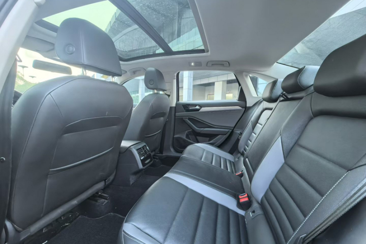 大众 速腾 2022款 280TSI DSG飞越版车身外观6008