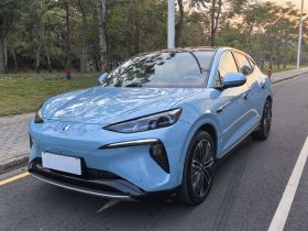 腾势N7 2025款 630 四驱智驾双激光旗舰版