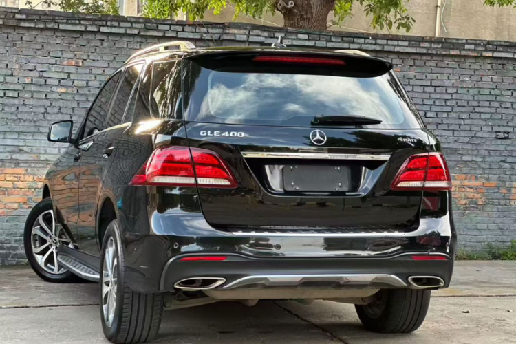 奔驰GLE 2017款 GLE 320 4MATIC 豪华型车身外观6005