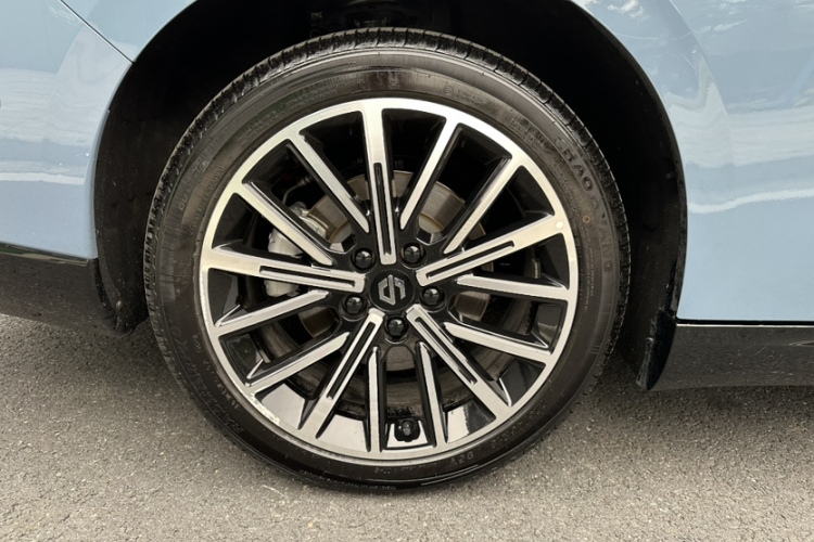 零跑汽车 零跑B01 2025款 650悦享版车身外观6006