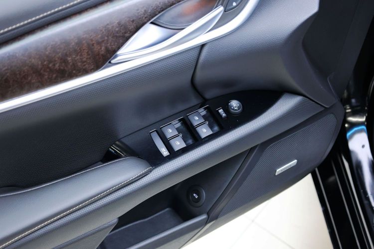 凯迪拉克XTS 2018款 28T 精英型中控内饰7002