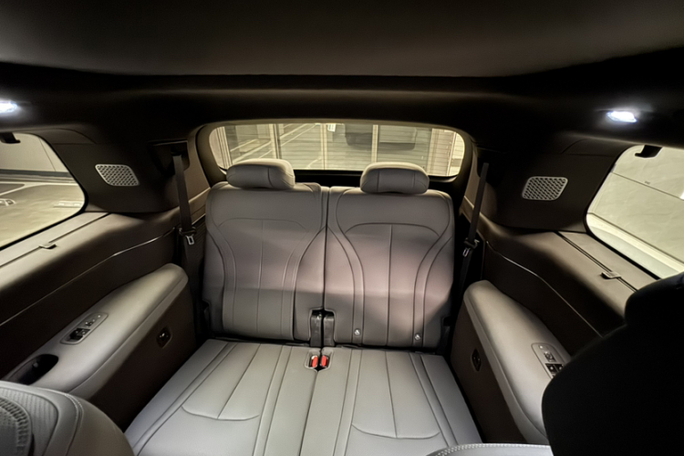 腾势N9 2025款 旗舰型中控内饰7004