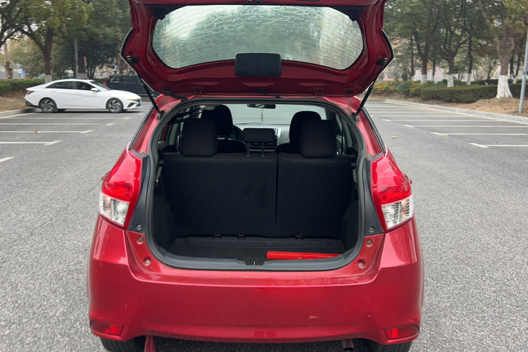 丰田 YARiS L 致炫 2015款 1.5E 自动魅动版局部细节23