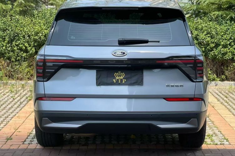 福特 2025款 锐界L 2.0T EcoBoost 两驱七座时尚型车身外观6002