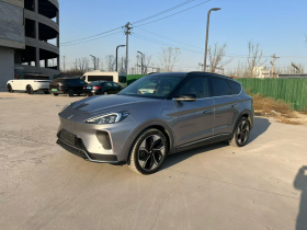 ARCFOX极狐 极狐 阿尔法T(ARCFOX αT) 2022款 653S+ 175kW